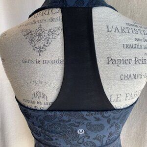 Lululemon Top: Size 4/6